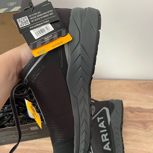 SOLD 💕 Ariat Men's Outpace Black Composite Toe Sneakers 10040283 - Picture 14 of 16